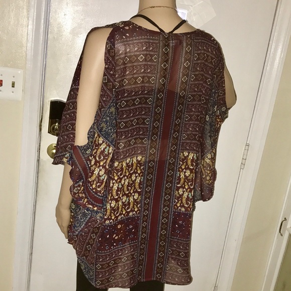 Gold / Burgundy Cut Out Kimono - Picture 5 of 14